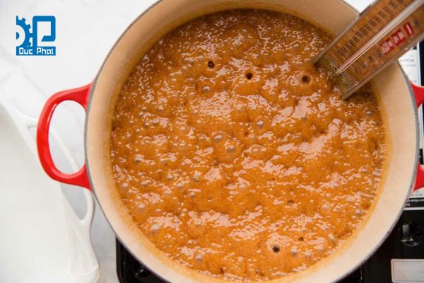 Công đoạn nấu kẹo Công đoạn nấu kẹo